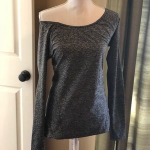 Zella pullover top